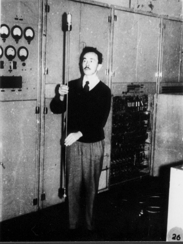 Jurij with delay line